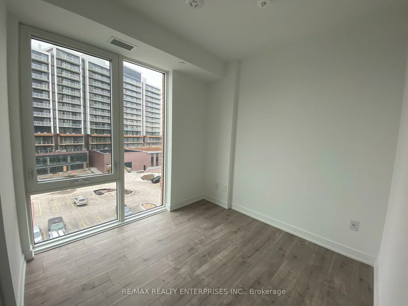 215, Lakeshore, Port Credit, Mississauga