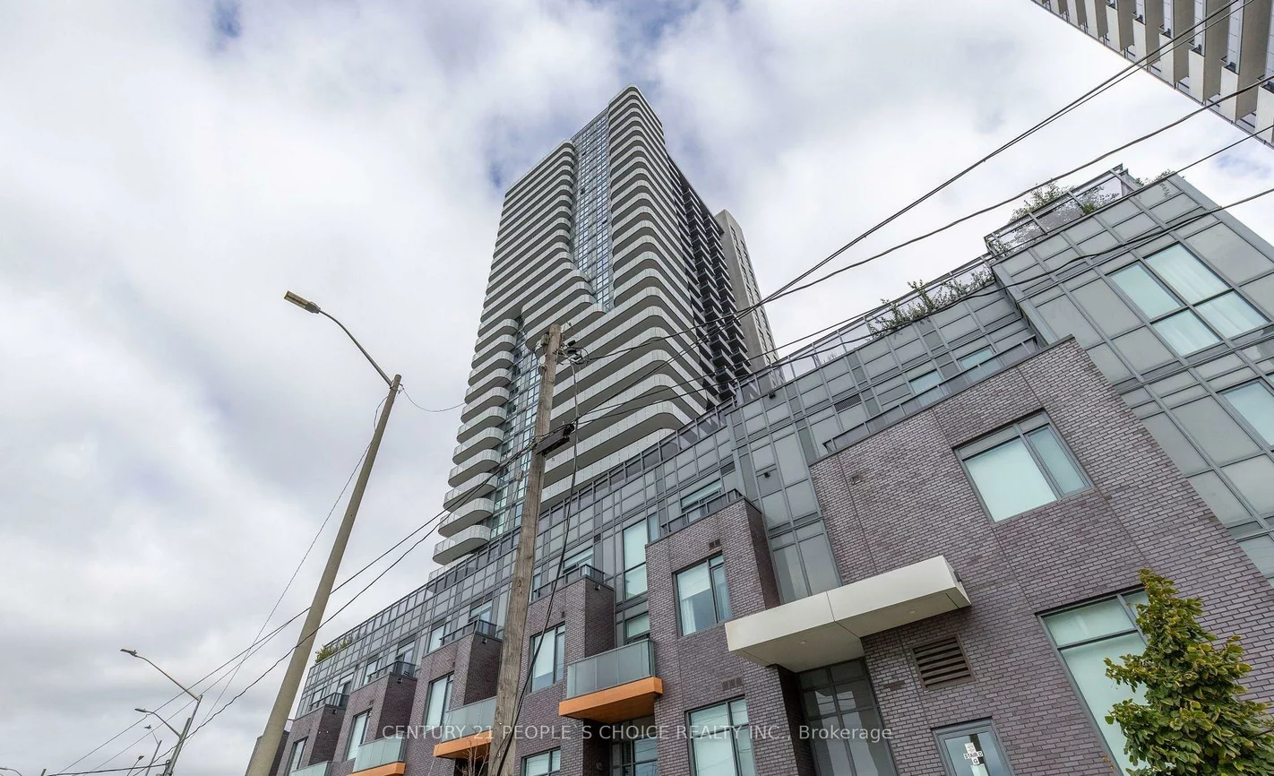8, Nahani, Hurontario, Mississauga