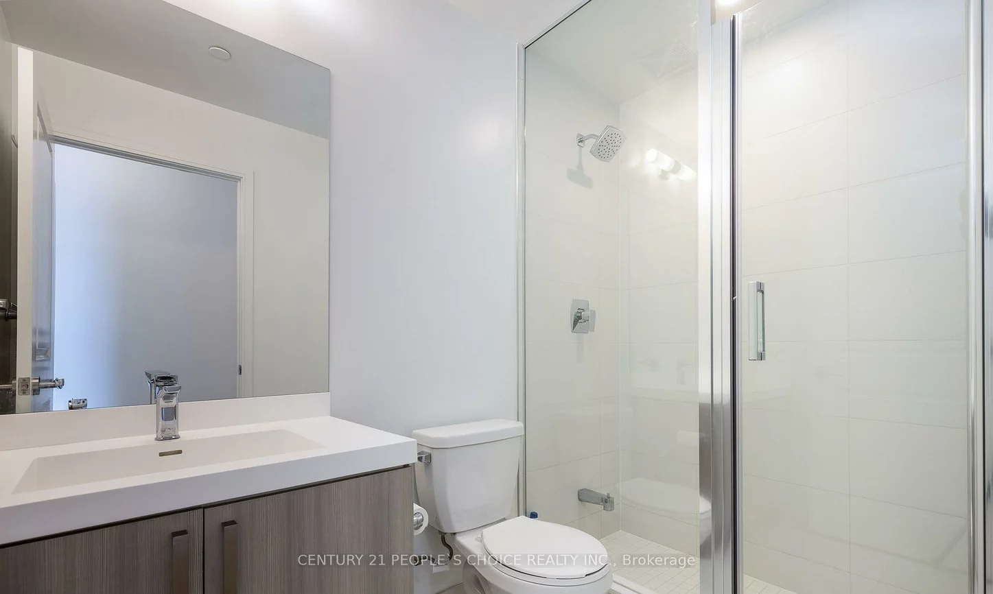 8, Nahani, Hurontario, Mississauga