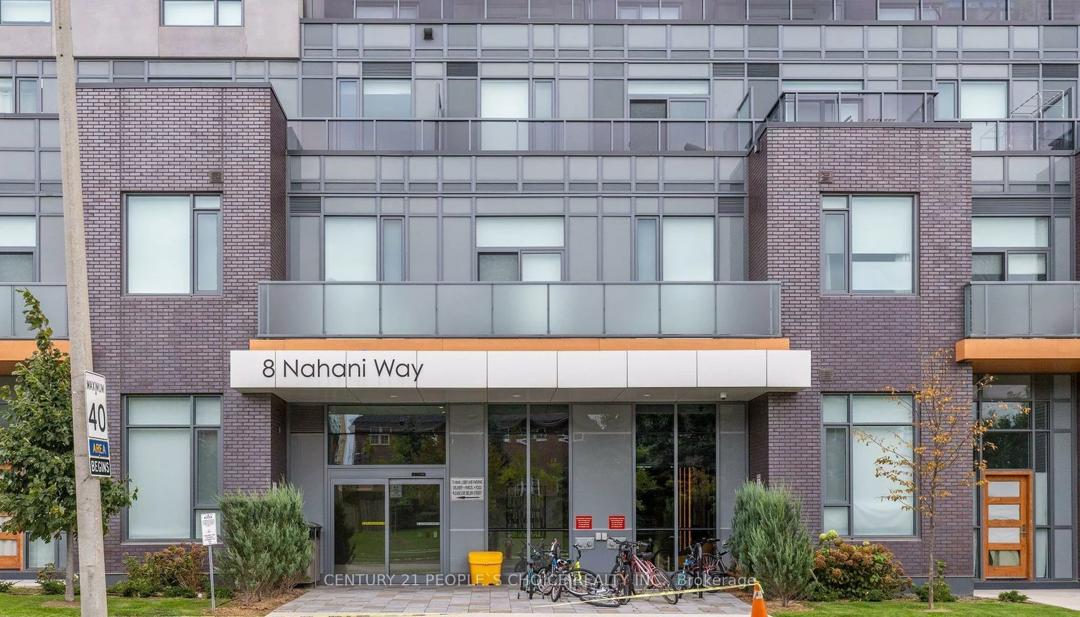 8, Nahani, Hurontario, Mississauga