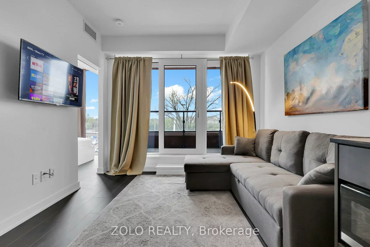 28, Ann, Port Credit, Mississauga