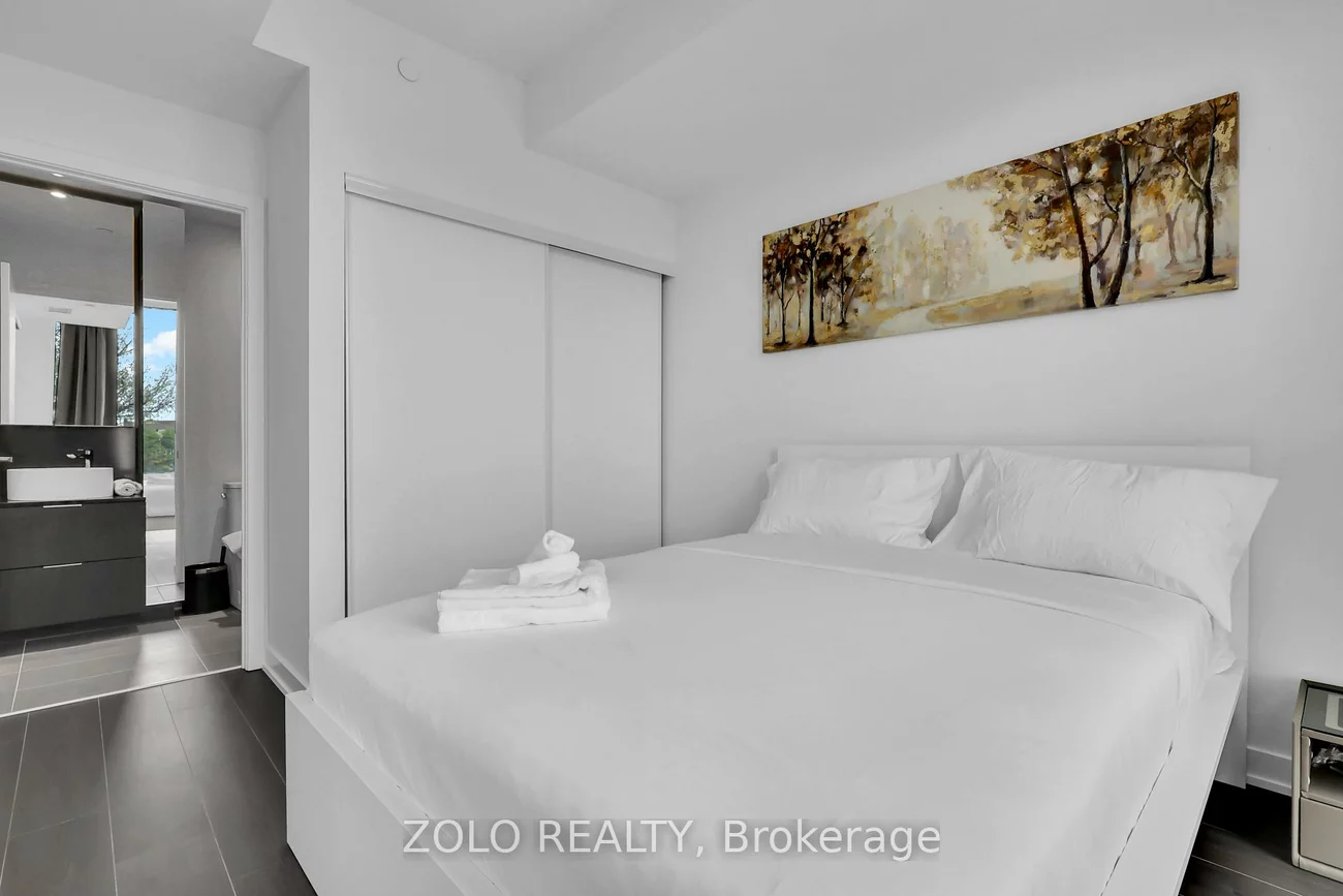 28, Ann, Port Credit, Mississauga