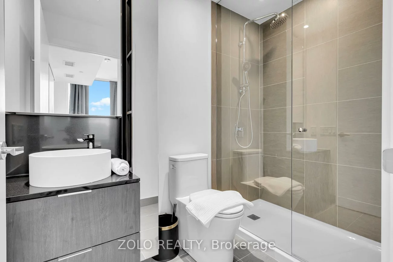 28, Ann, Port Credit, Mississauga