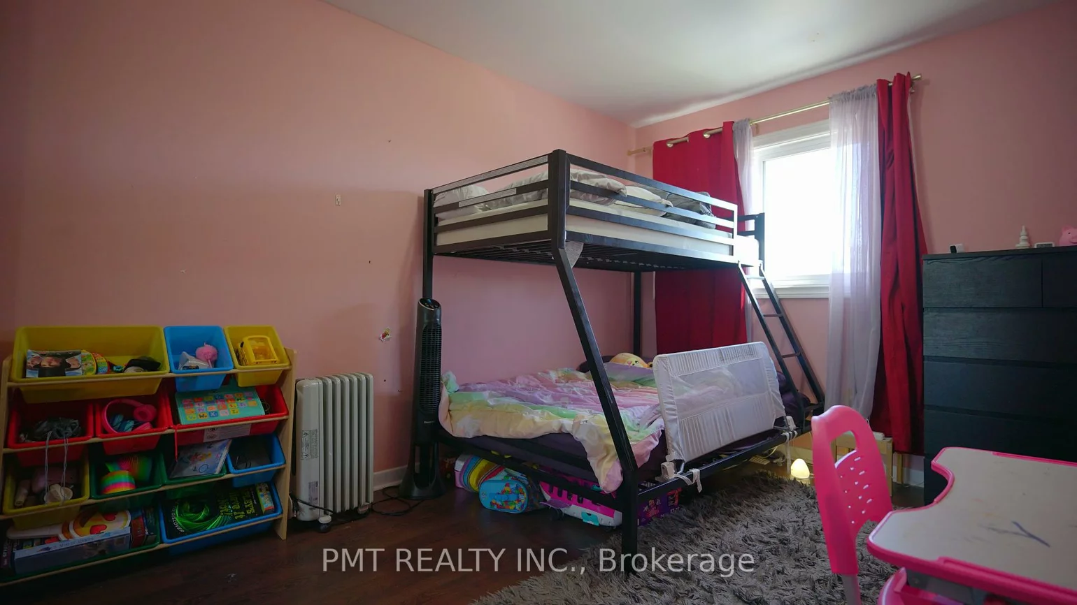 7430, Copenhagen, Meadowvale, Mississauga