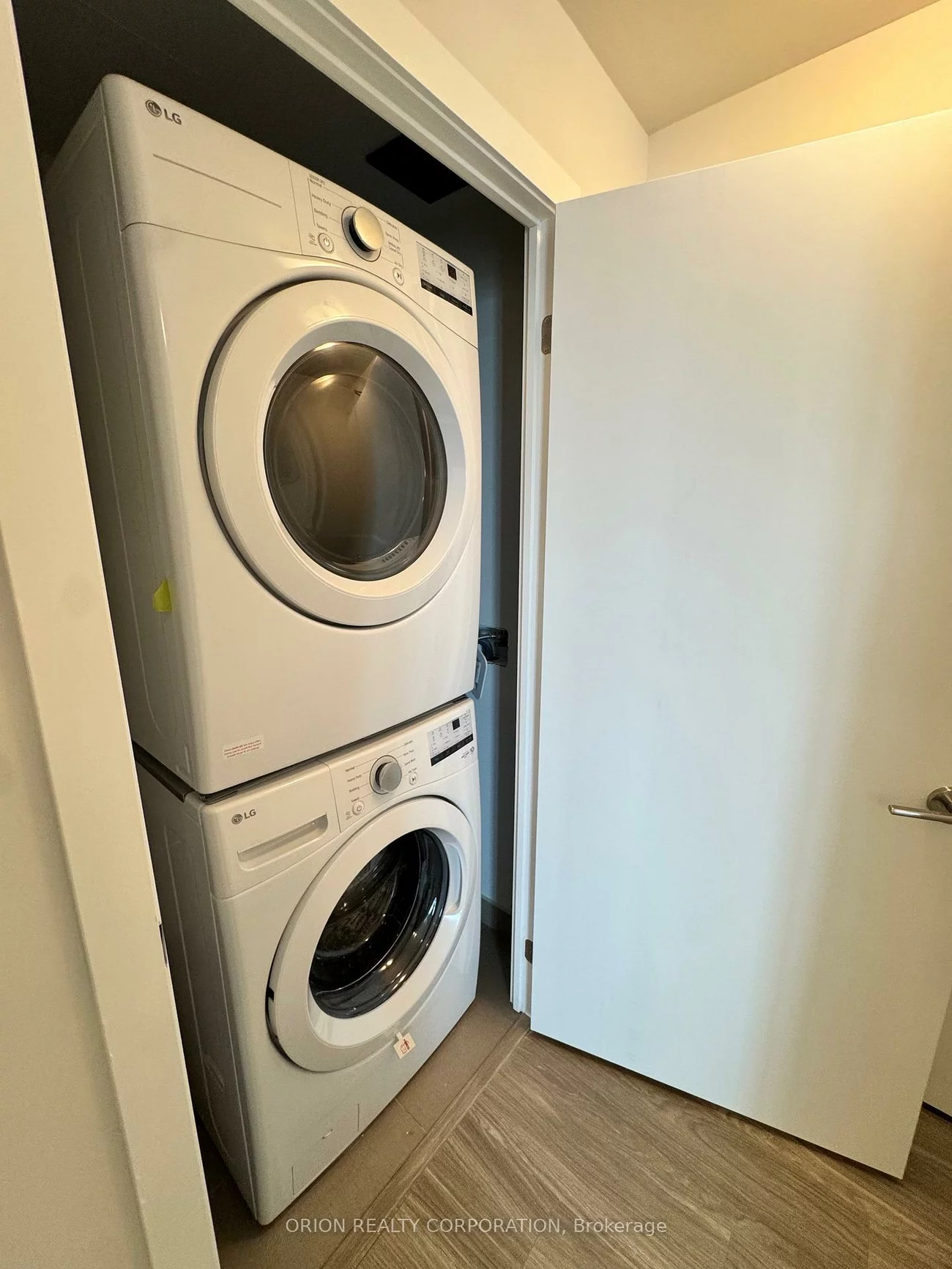 430, Square one, City Centre, Mississauga