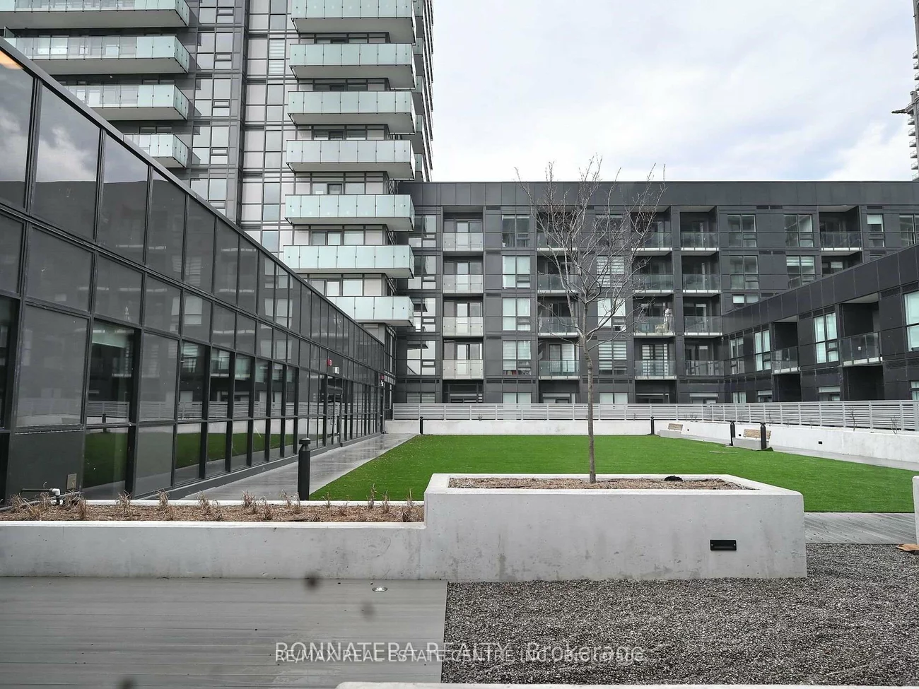 430, Square One, City Centre, Mississauga