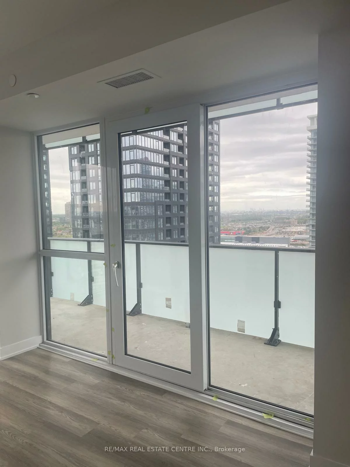 430, Square One, City Centre, Mississauga