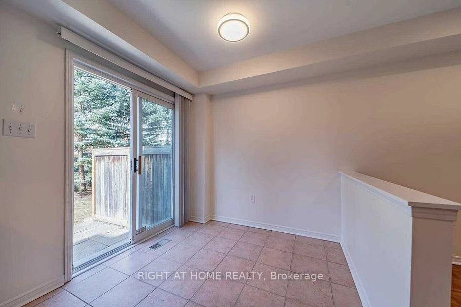 5530, Glen Erin, Central Erin Mills, Mississauga