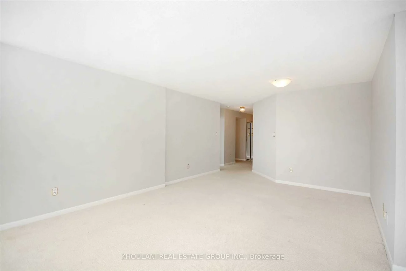 550, Webb, City Centre, Mississauga