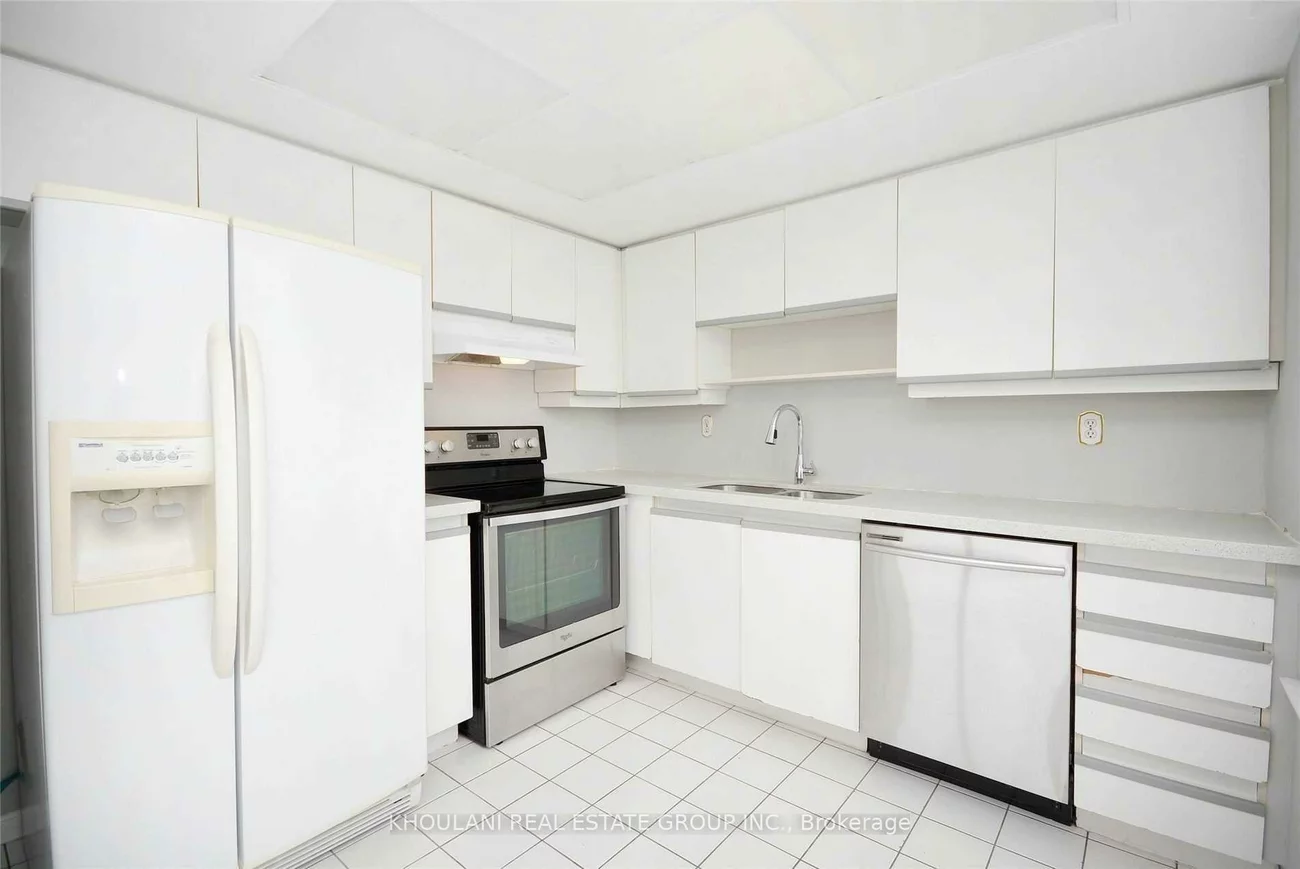 550, Webb, City Centre, Mississauga