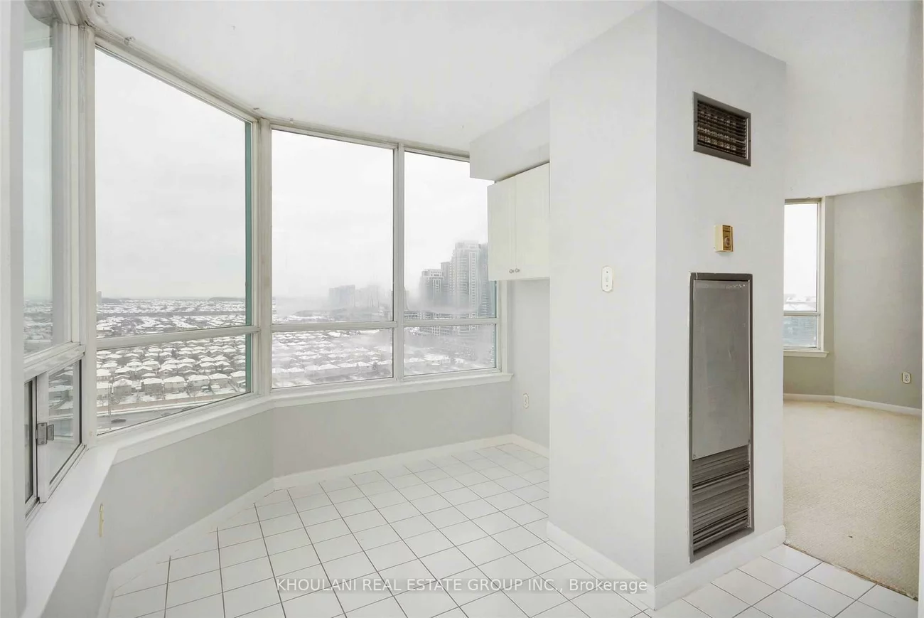 550, Webb, City Centre, Mississauga