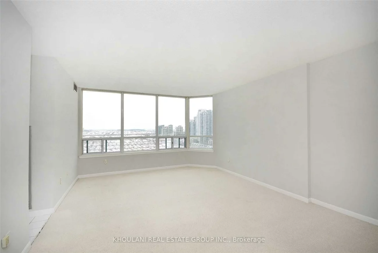 550, Webb, City Centre, Mississauga