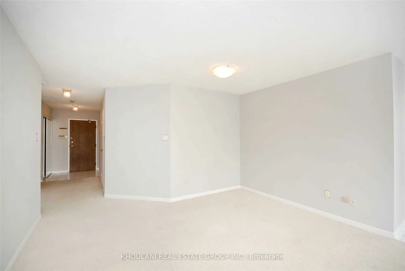 550, Webb, City Centre, Mississauga