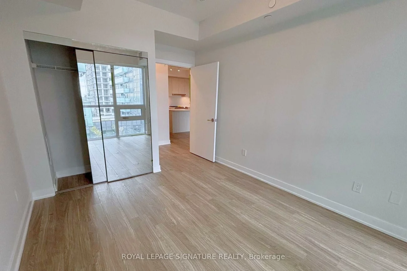 430, Square One, City Centre, Mississauga