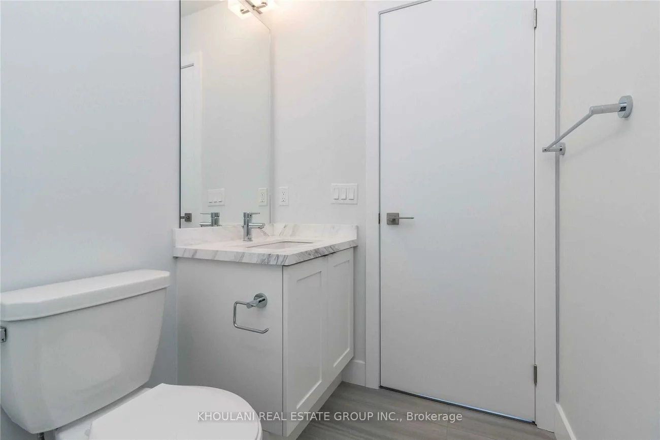 4055, Parkside Village, City Centre, Mississauga