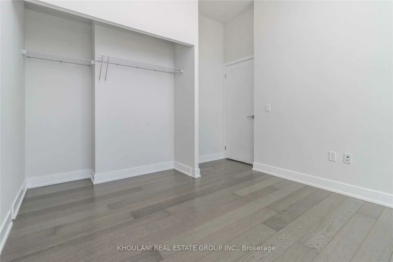 4055, Parkside Village, City Centre, Mississauga