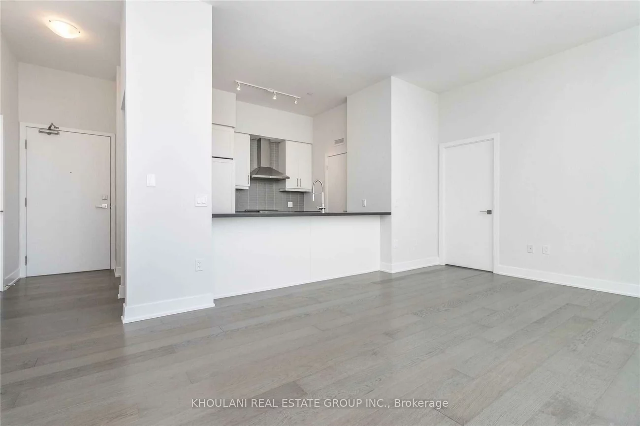 4055, Parkside Village, City Centre, Mississauga
