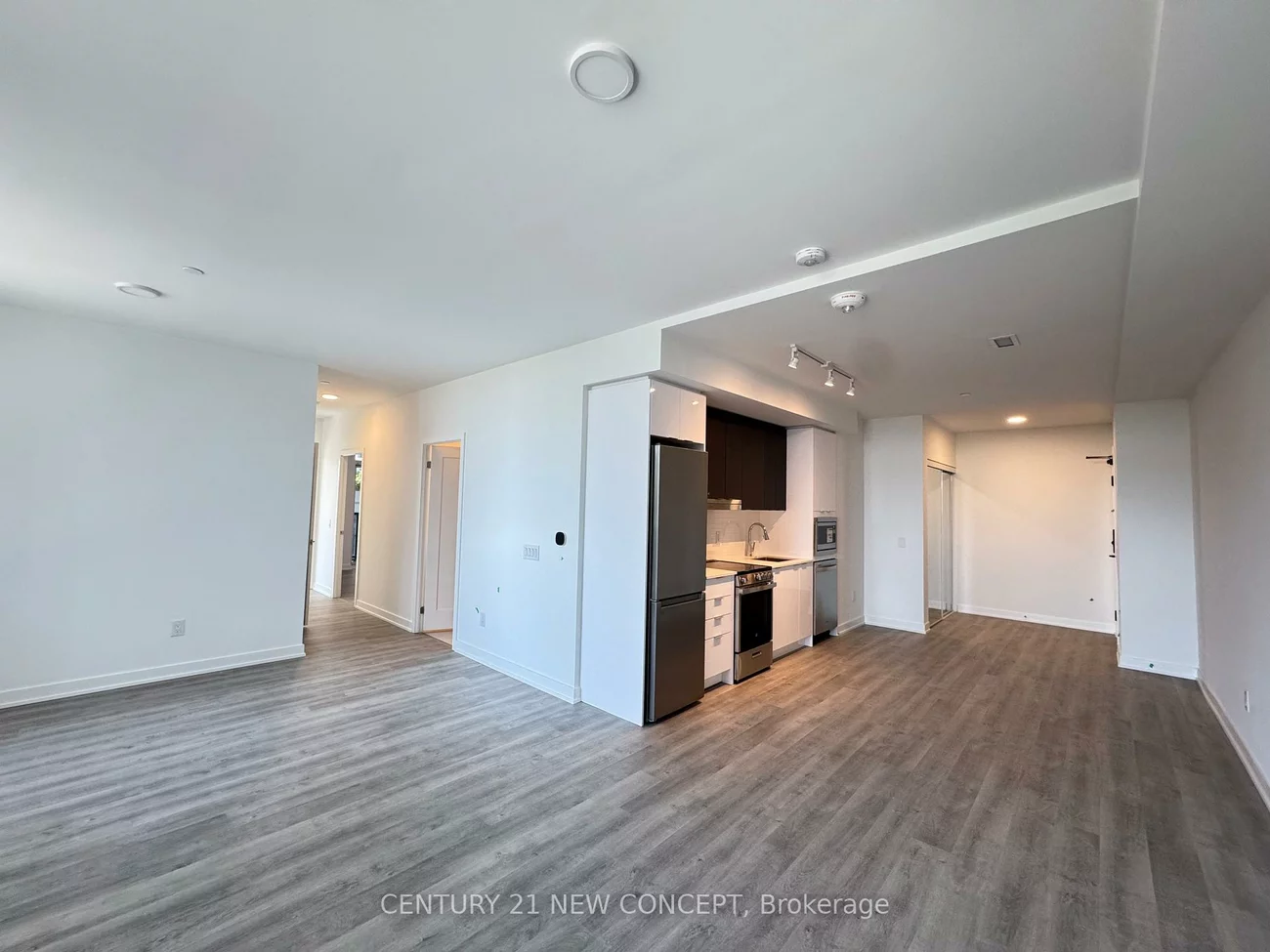 5105, HURONTARIO, Hurontario, Mississauga