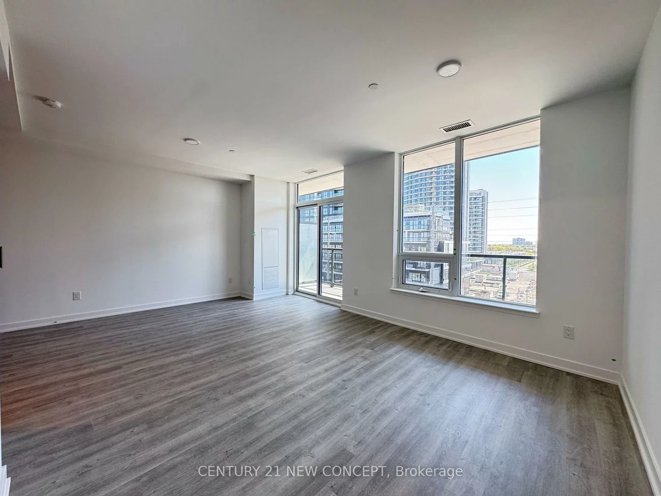5105, HURONTARIO, Hurontario, Mississauga