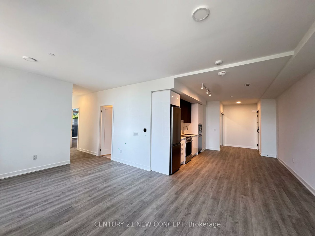 5105, HURONTARIO, Hurontario, Mississauga