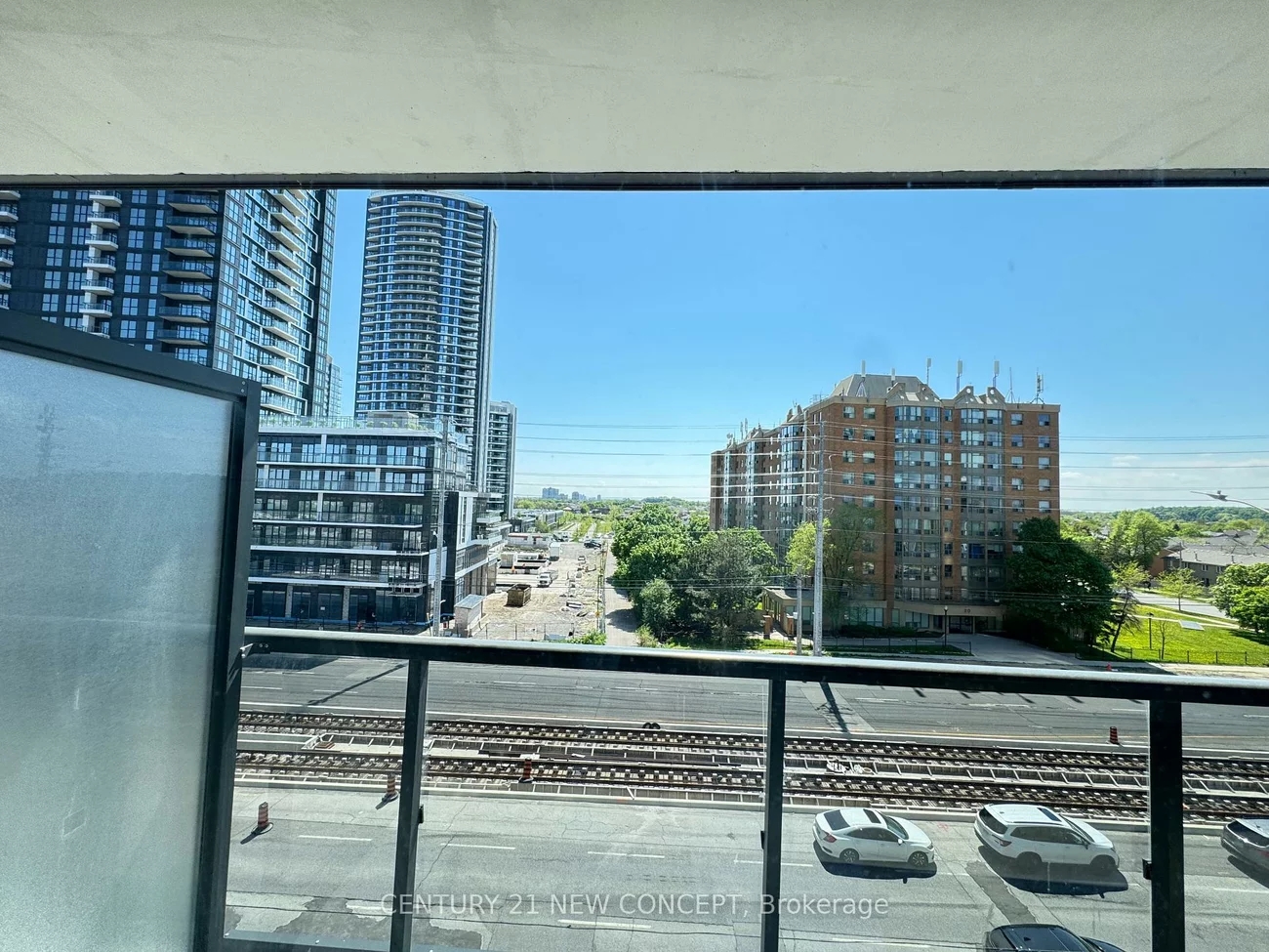 5105, HURONTARIO, Hurontario, Mississauga