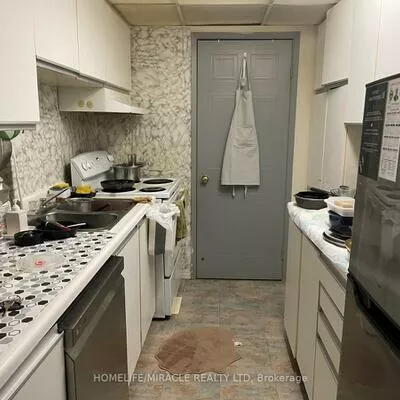 25, Fairview, Fairview, Mississauga