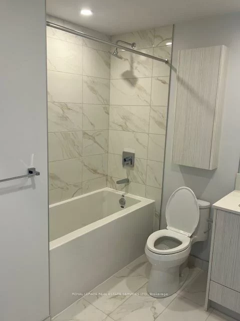 430, Square One, City Centre, Mississauga