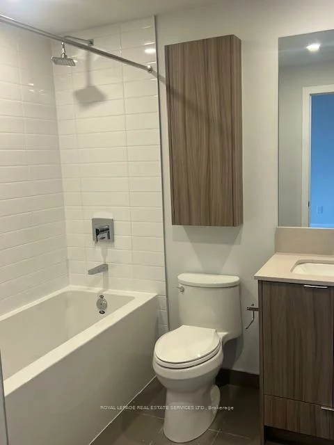 430, Square One, City Centre, Mississauga