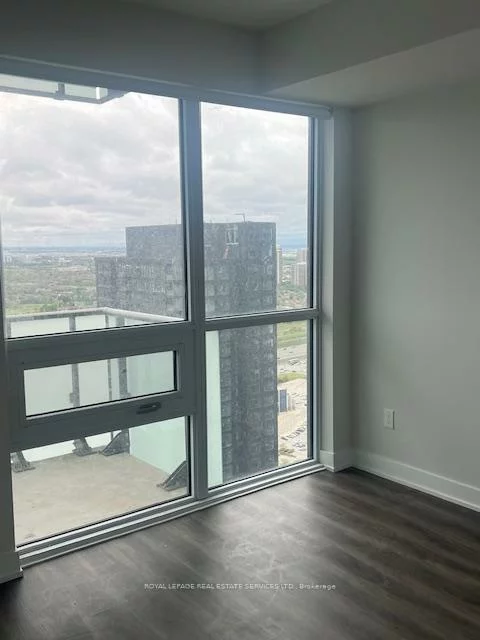430, Square One, City Centre, Mississauga