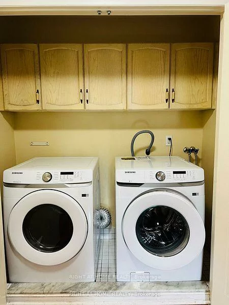 5958, Greensboro, Central Erin Mills, Mississauga