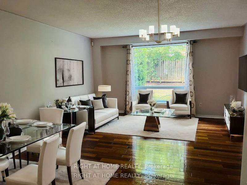 5958, Greensboro, Central Erin Mills, Mississauga