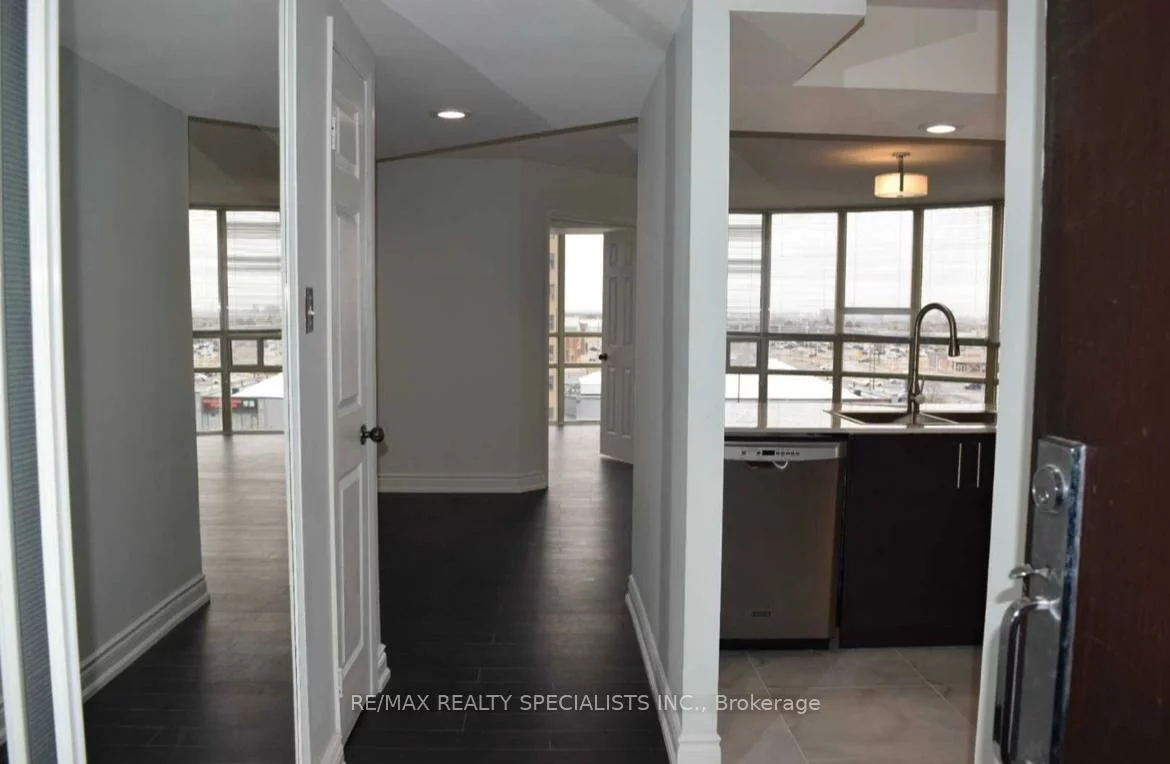 50, Eglinton, Hurontario, Mississauga