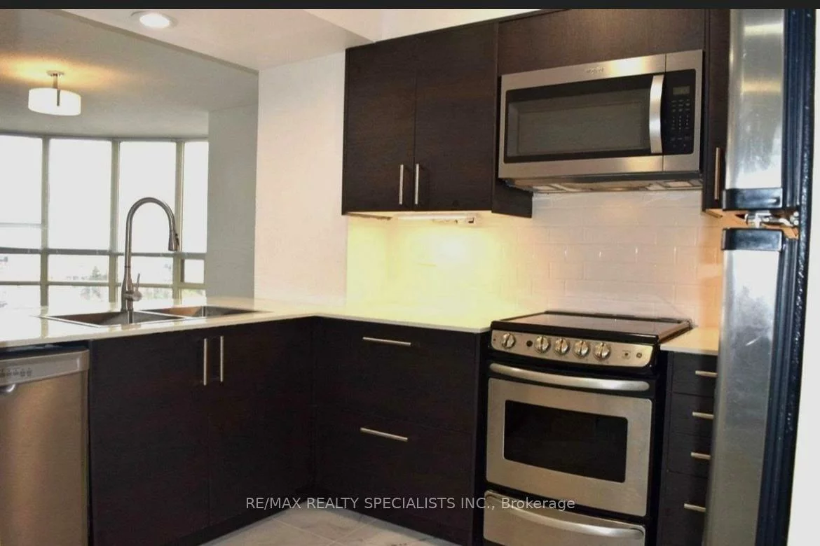 50, Eglinton, Hurontario, Mississauga