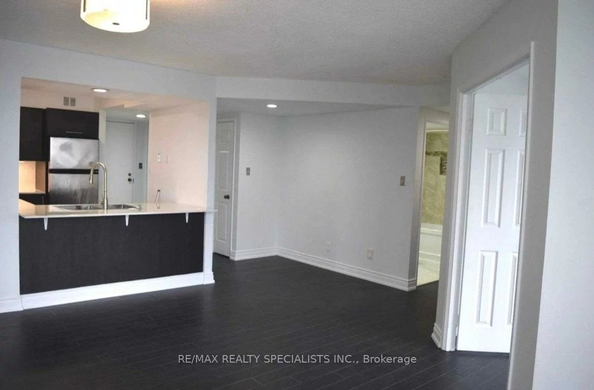 50, Eglinton, Hurontario, Mississauga