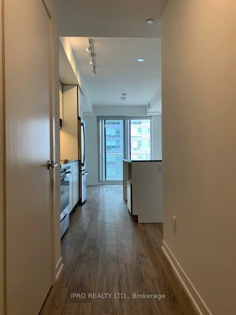 4065, Confederation, City Centre, Mississauga