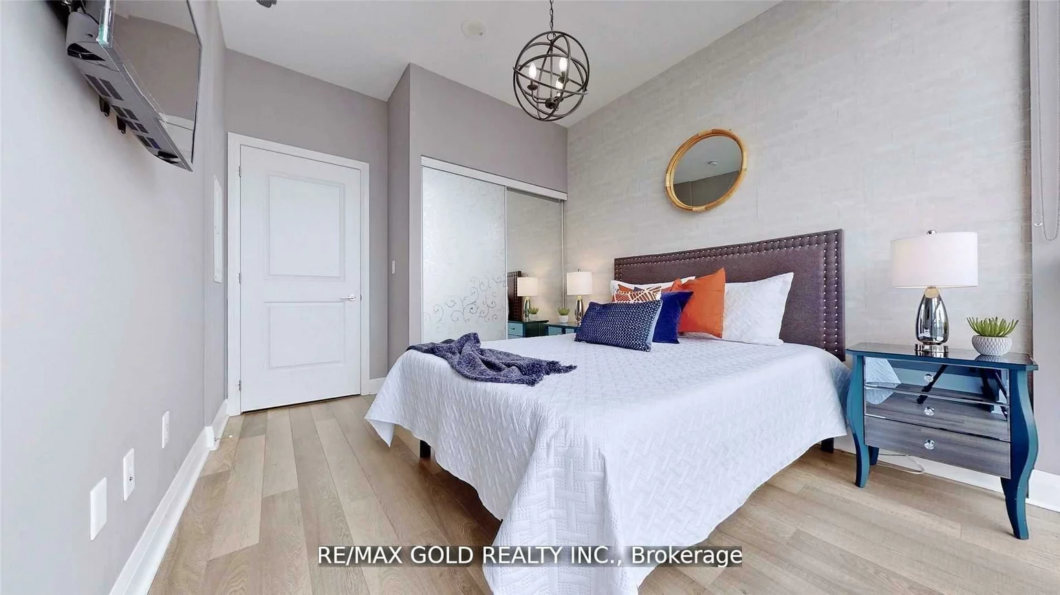 5025, Four Springs, Hurontario, Mississauga