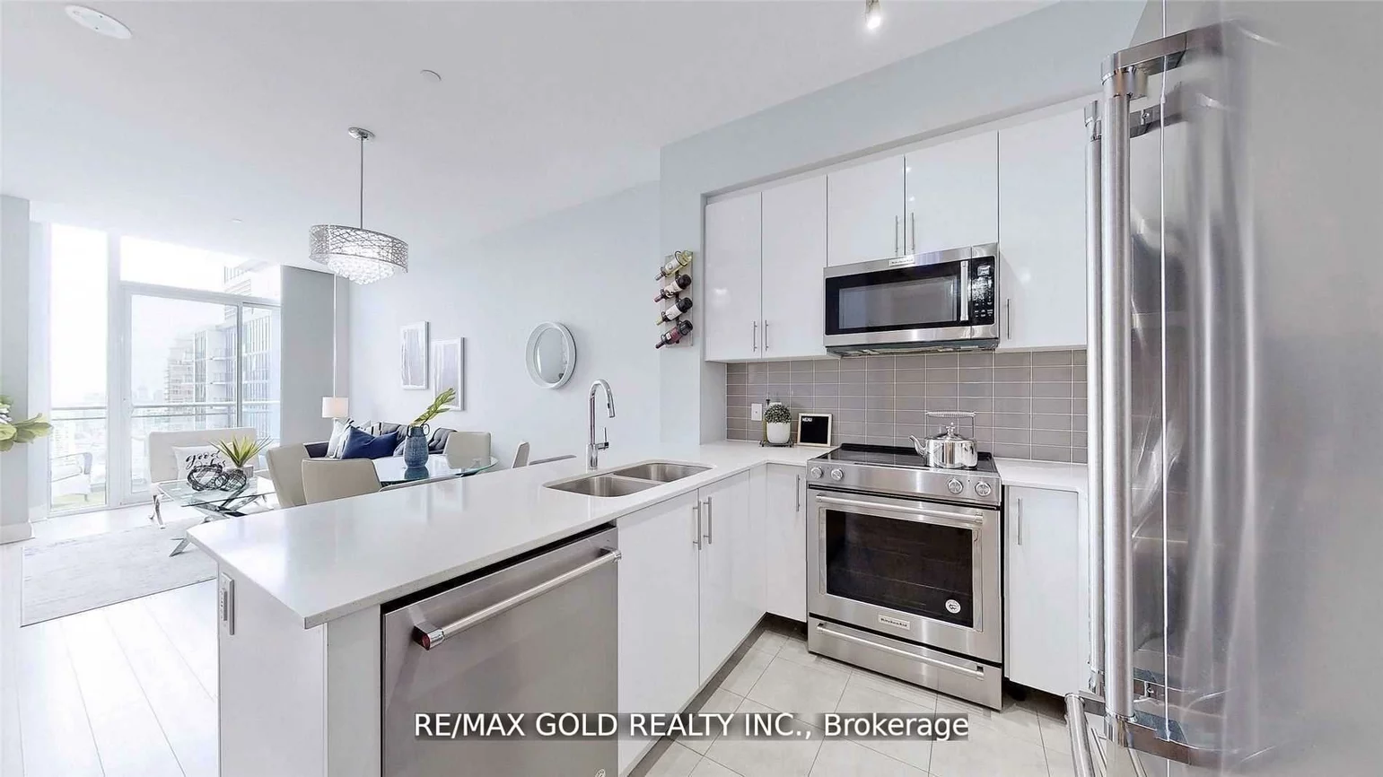 5025, Four Springs, Hurontario, Mississauga