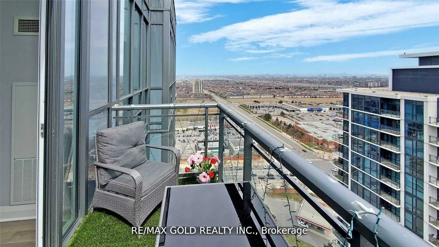 5025, Four Springs, Hurontario, Mississauga