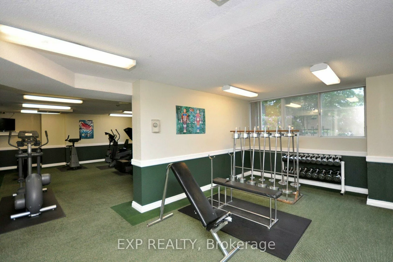 3700, Kaneff, Mississauga Valleys, Mississauga