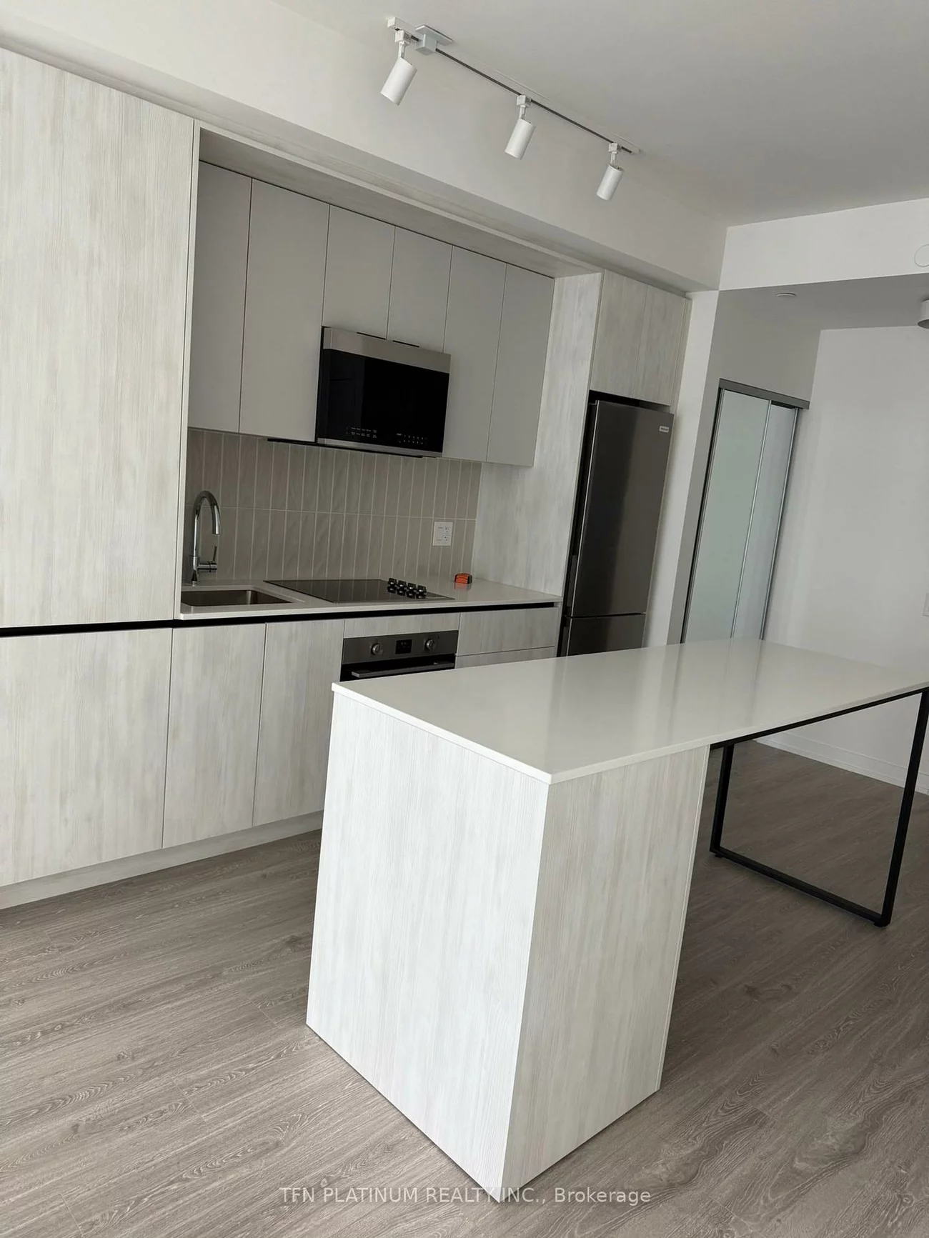 2485, Eglinton, Erin Mills, Mississauga