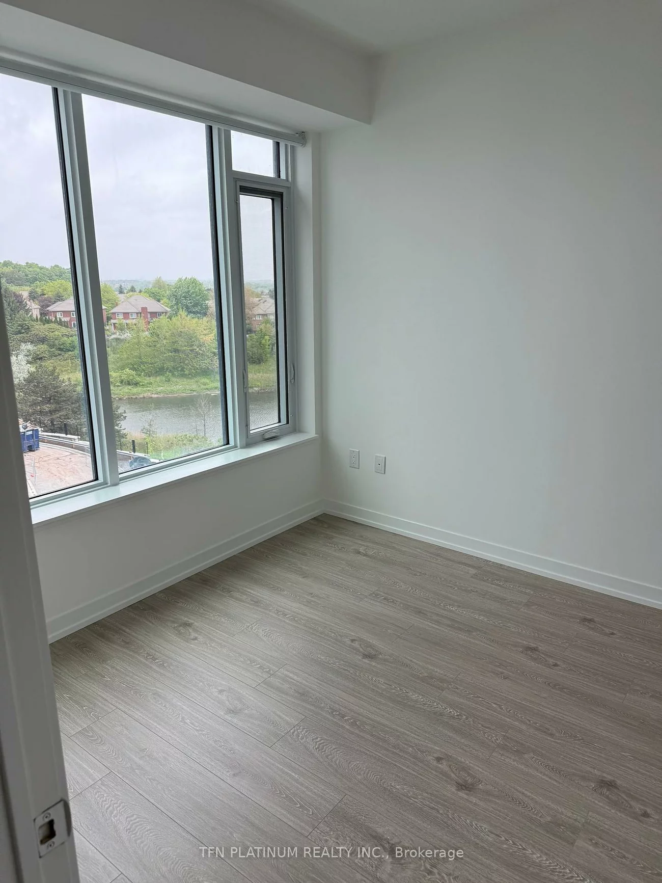 2485, Eglinton, Erin Mills, Mississauga