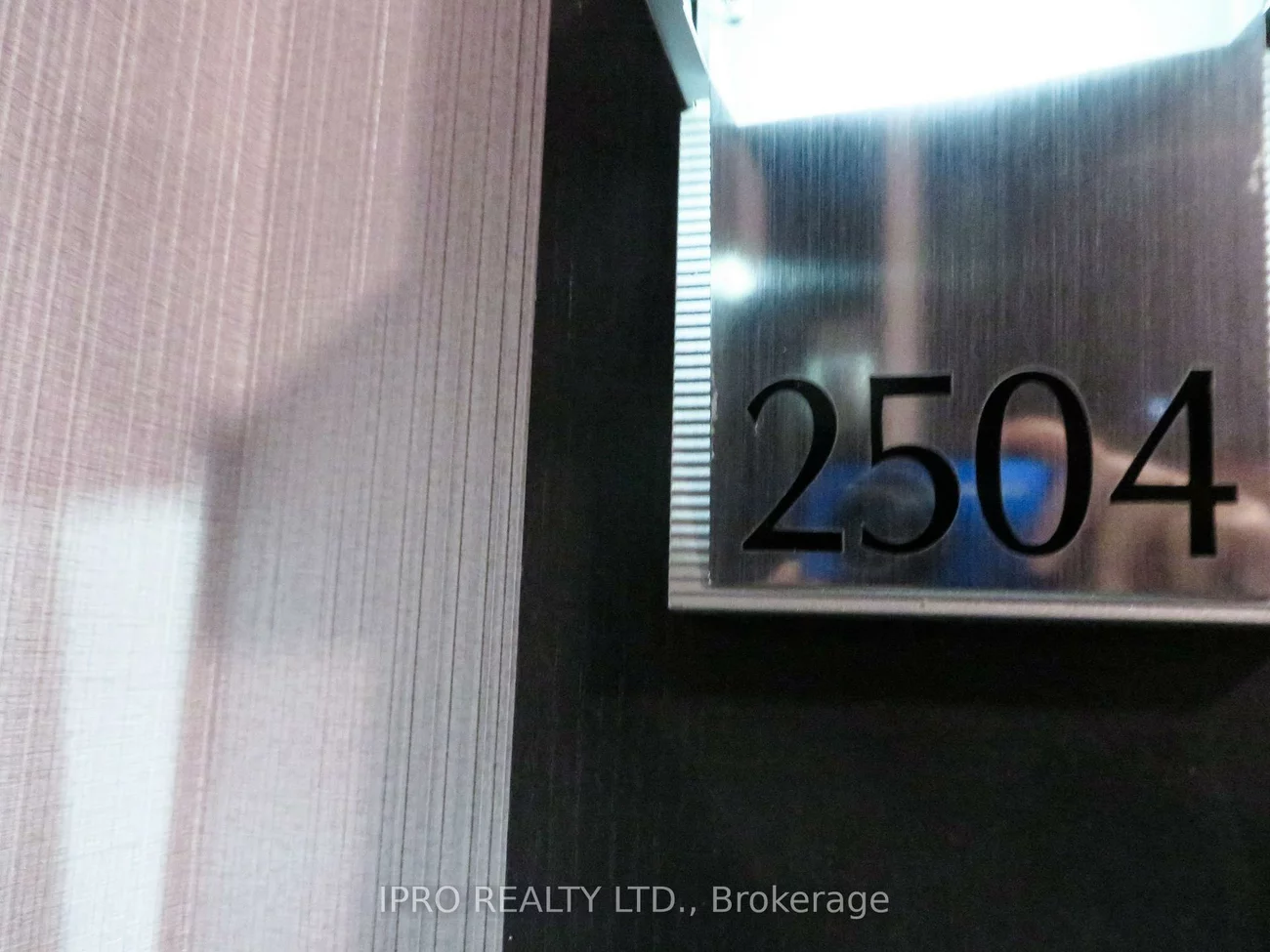 80, Absolute, City Centre, Mississauga