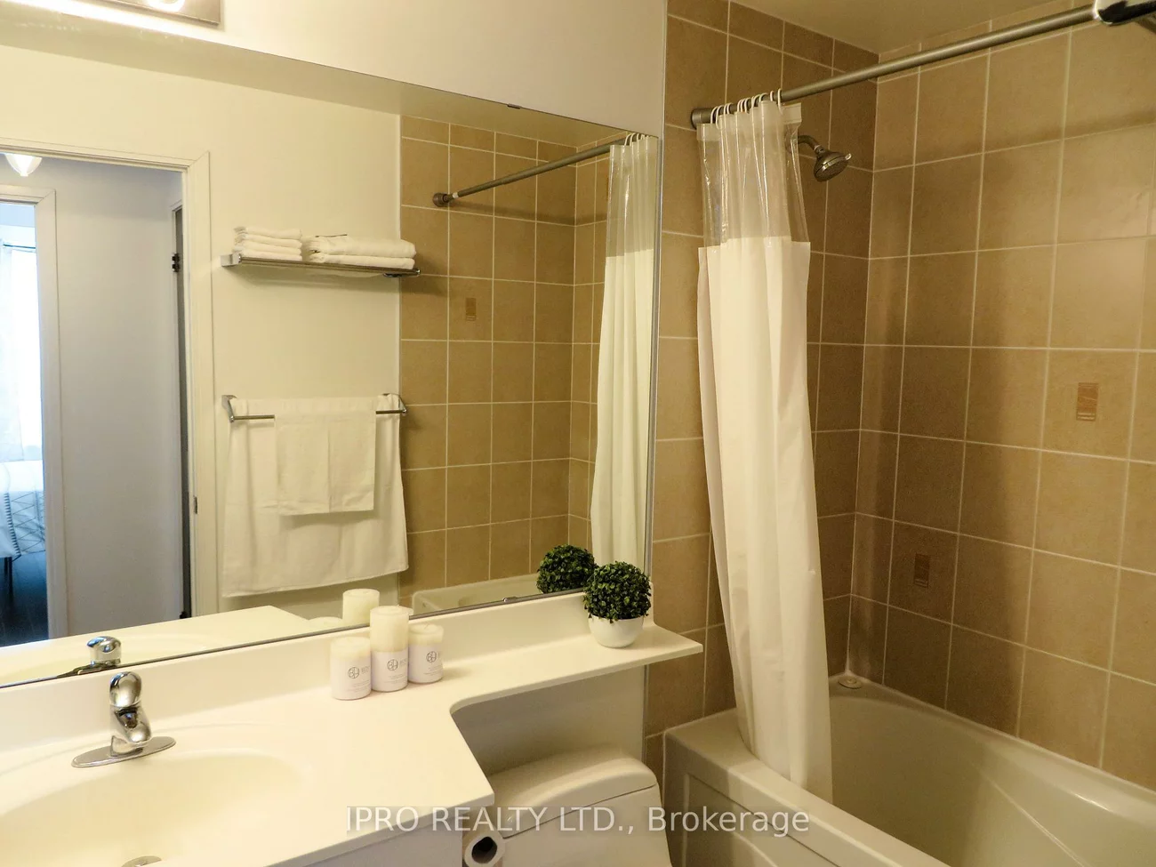 80, Absolute, City Centre, Mississauga