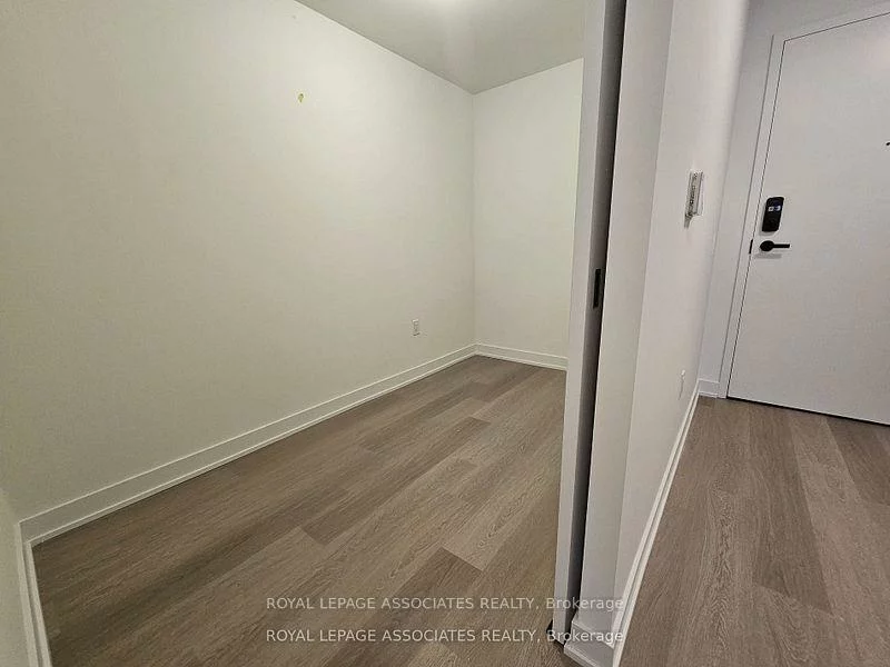 3833, Quartz, City Centre, Mississauga