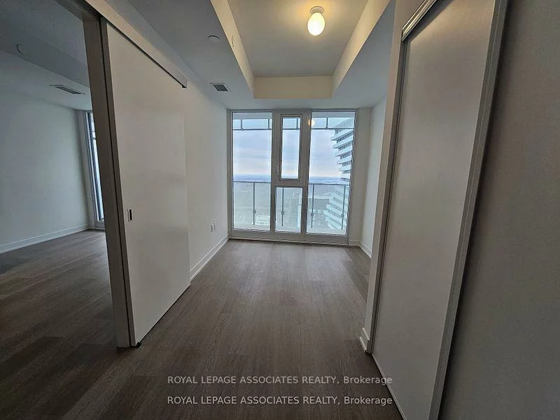 3833, Quartz, City Centre, Mississauga