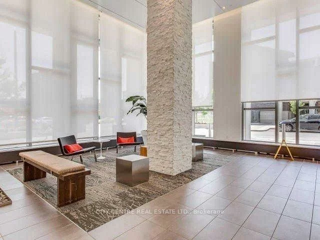 360, Square One, City Centre, Mississauga