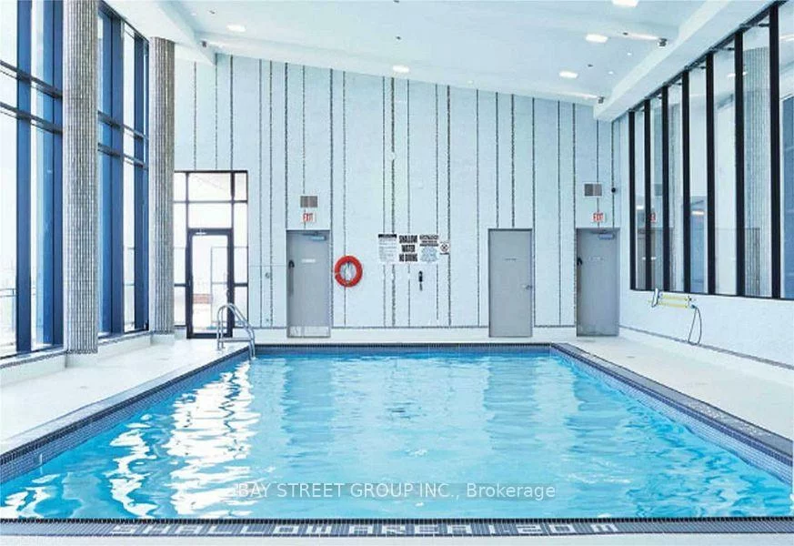 65, Watergarden, Hurontario, Mississauga