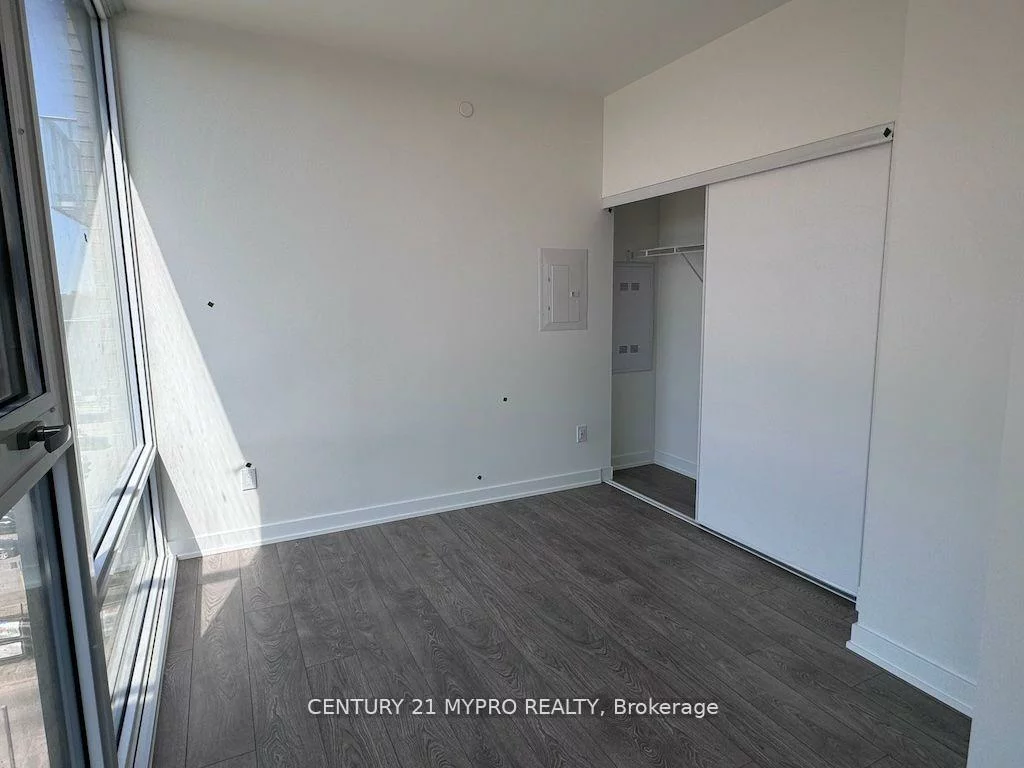 28, Ann, Port Credit, Mississauga