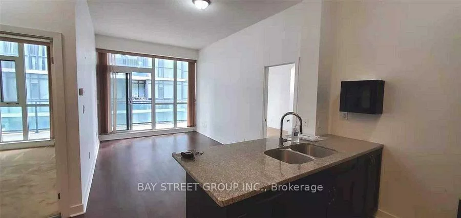4070, Confederation, City Centre, Mississauga