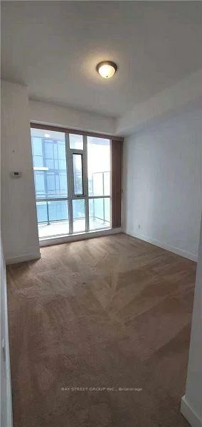 4070, Confederation, City Centre, Mississauga